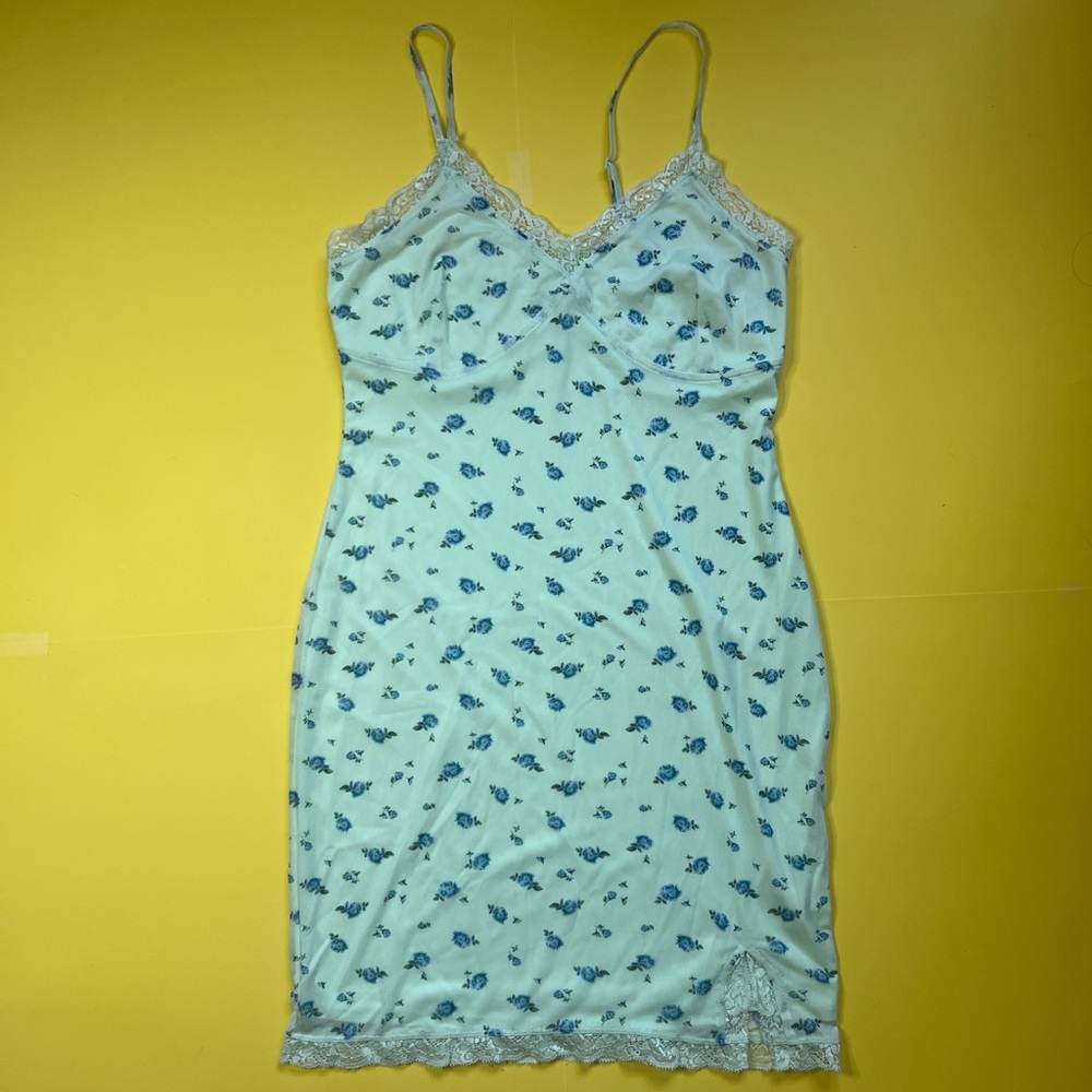 Floral Lace Trim Sleepwear in Light Blue